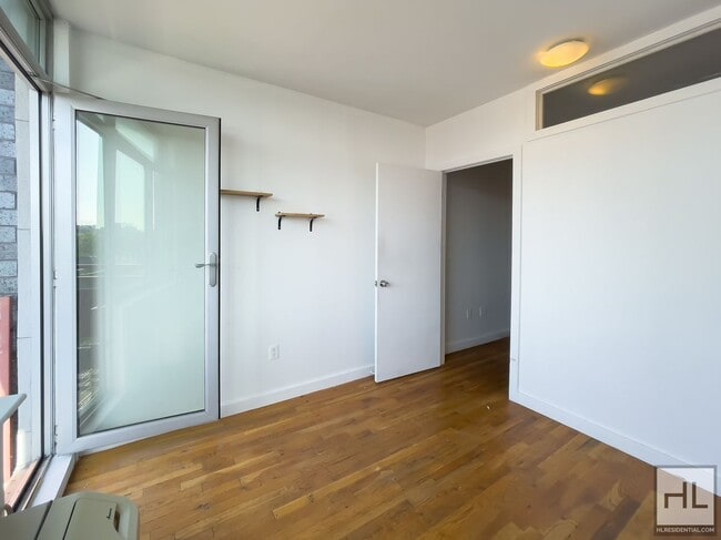 Photo - NOLL STREET / Spacious 2- Bed 1-Bath / Bal... Unit 5A