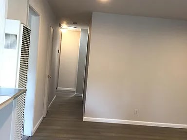 Photo - 427 Mignot Ln