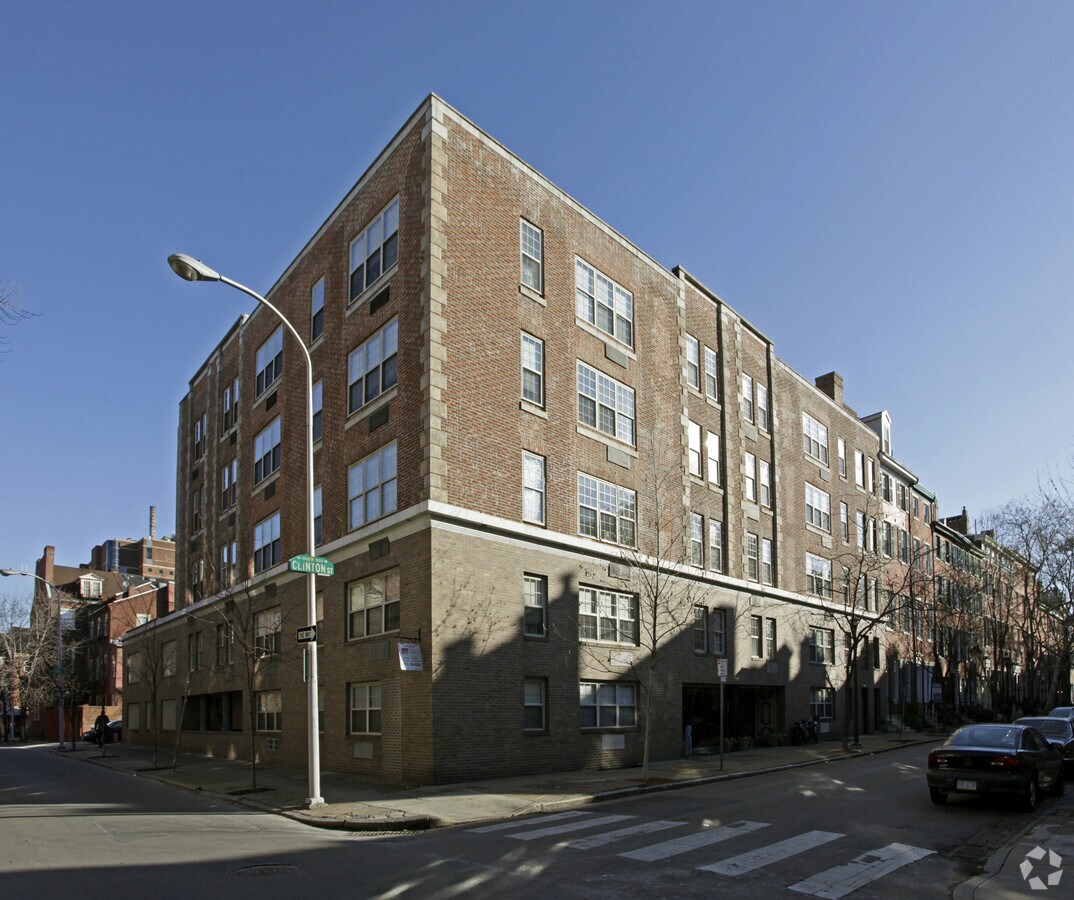 931 Clinton St - Clinton Court Apartments