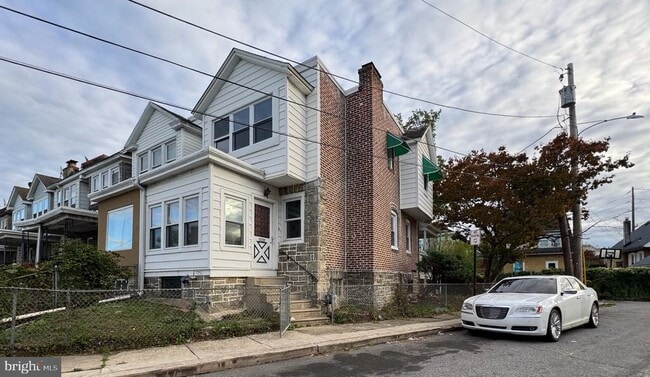 Building Photo - 7250 Radbourne Rd