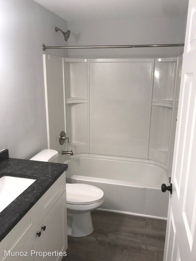 Photo - 223 Market St