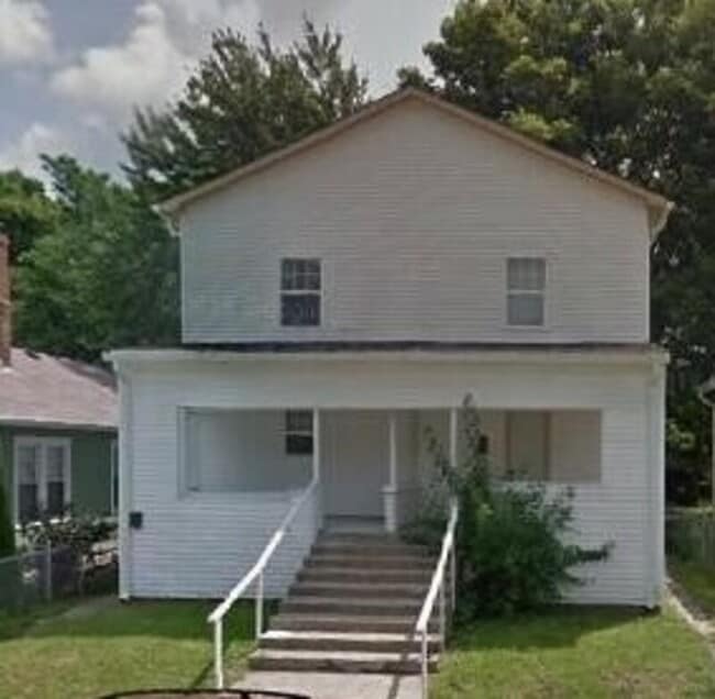 Building Photo - 3523 N Illinois St Rental