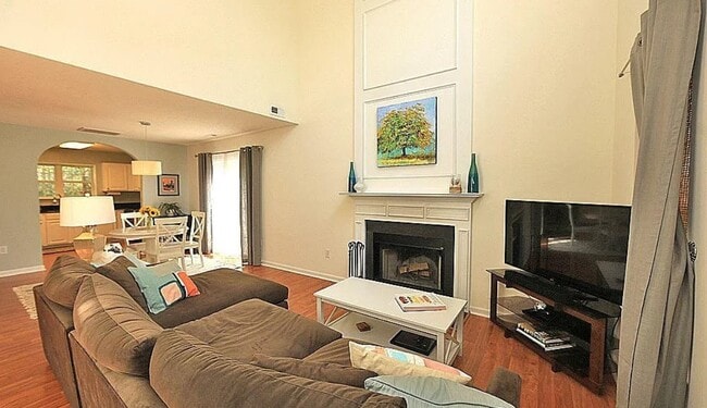 Photo - 5009 Gaithers Pointe Dr