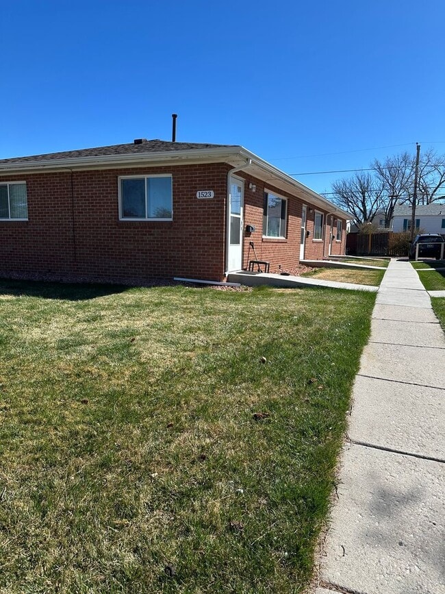 Photo - 1523 Hot Springs Ave Unidad #2