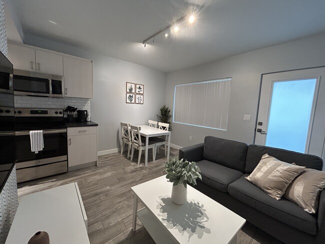 Photo - 1035 Euclid Ave Unit 27