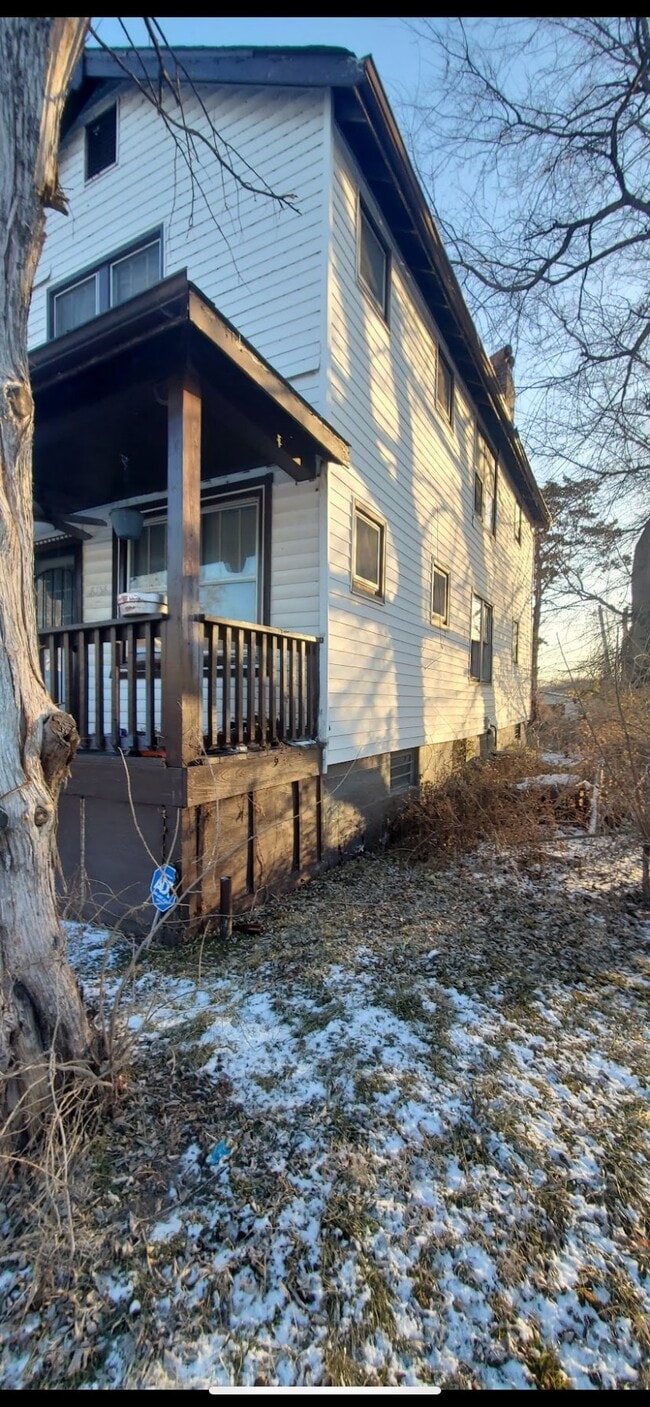 Photo - 8758 Lowell St