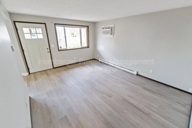 Photo - 723 W York Ave
