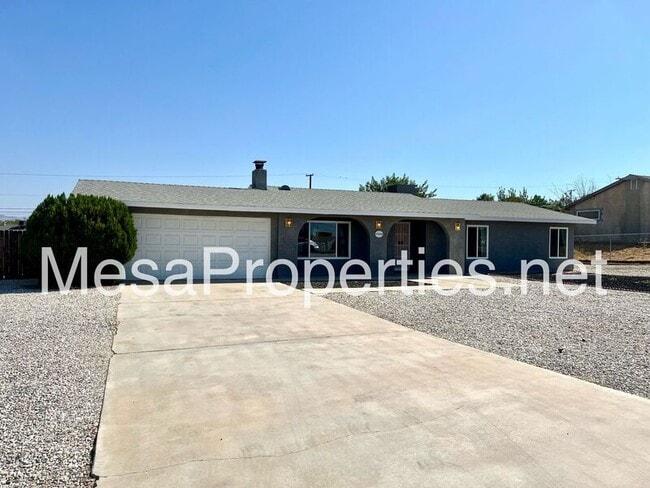 Photo - 17945 Sequoia St