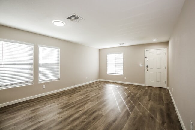 Photo - 5048 Charlo Dr