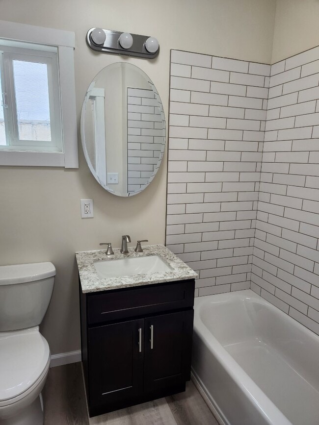 Photo - 242 16th St