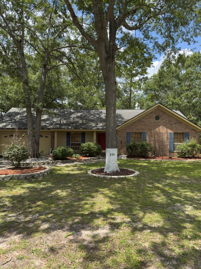 Building Photo - 426 Arlington Dr Rental