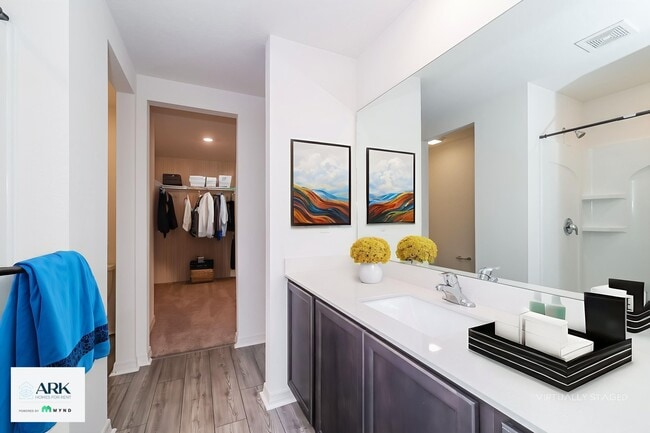 465 Kensington View Dr