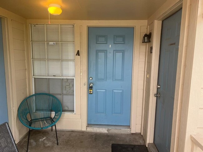 Photo - 1911 Gracy Farms Ln