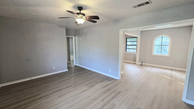 Photo - 2819 Anzio Dr