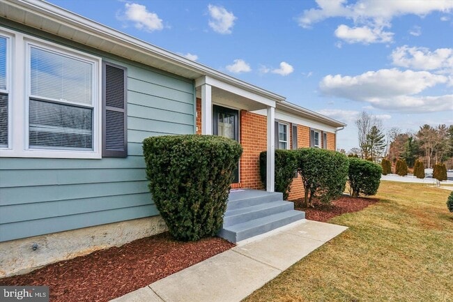 Photo - 7 Cedar Bluff Ct