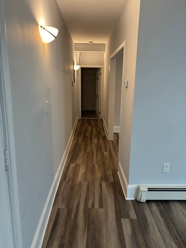 Photo - 412 Talbot Ave Unit Apt 1R