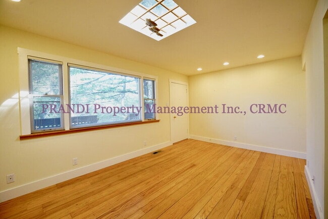 Photo - 839 Reichert Ave Unit 1