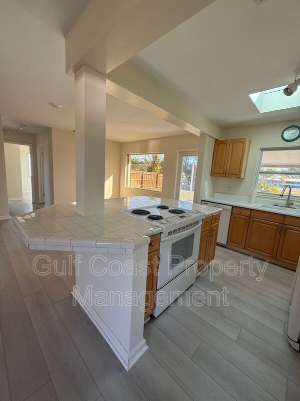 Photo - 220 Mentel Terrace