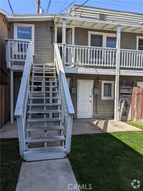 Building Photo - 1517 E 1st St Unit 1523B Rental