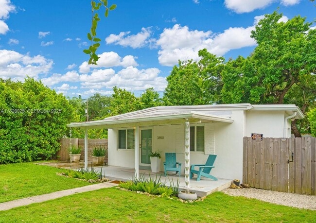 Building Photo - 3850 Charles Terrace