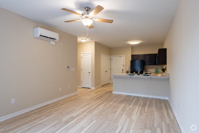Model Unit - 1BR, 1BA - 664SF
