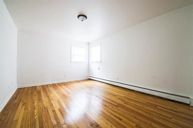 Photo - 14119-21 S Tracy Ave