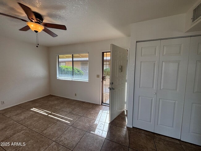 Photo - 840 S Main St Unidad 18