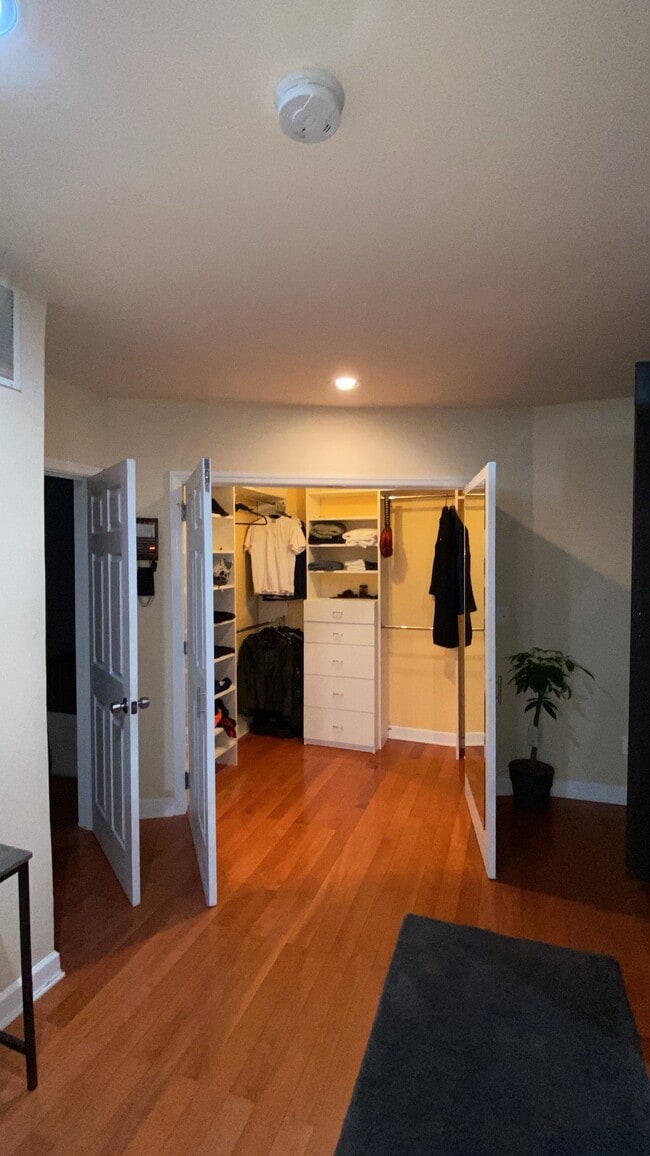 2425 North Capitol St NE