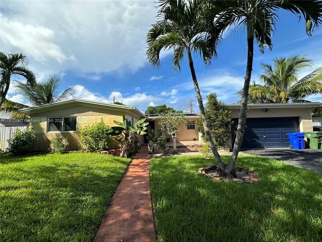 Building Photo - 6439 SW 7th St