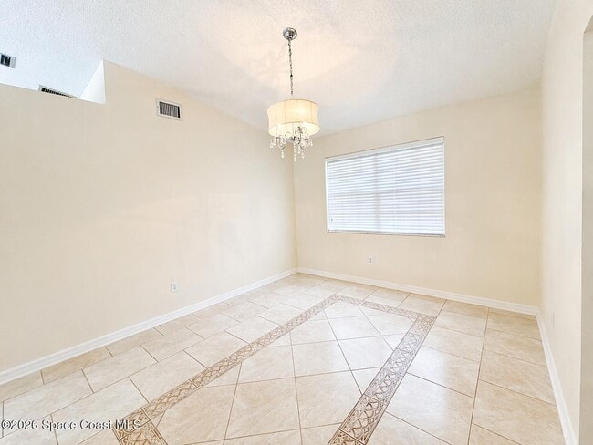 Photo - 270 Quail Dr