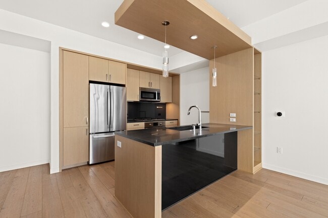 Photo - 1321 Seneca St Unit 1608