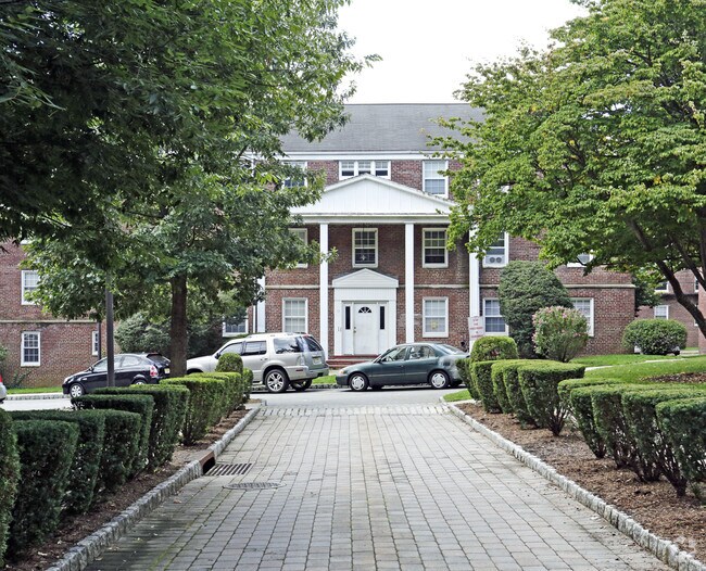 Village Manor Apartments For Rent in Nutley, NJ