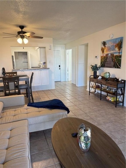 Photo - 2425 Oxford Pl Unit 132