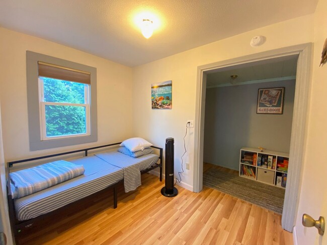 Photo - Furnished 2 Bed, 1 Bath home available in Campton!