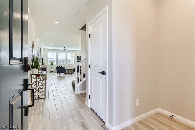 Photo - 2417 Fasano St