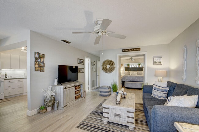 Photo - 5505 N Ocean Blvd Unidad 8-102