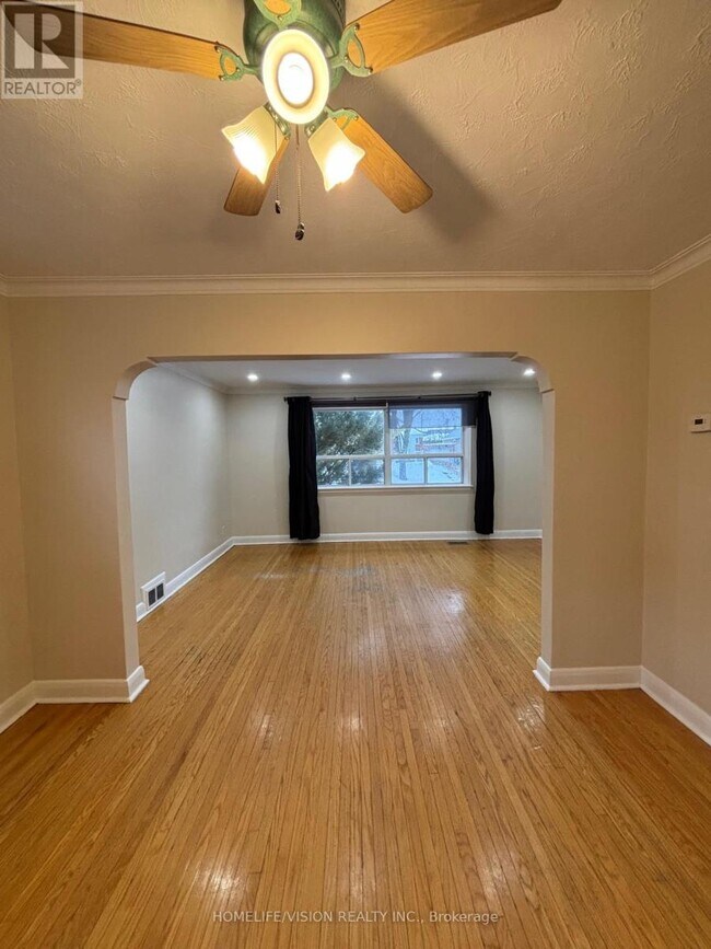 Photo - 34 Inniswood Dr