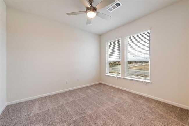 Photo - 801 Simmental Loop