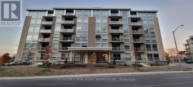 Photo - 455 Charlton Ave E Unit 602