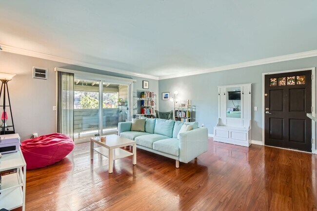 Photo - MOVE IN SPECIAL  $1000 FOR FIRST MONTH!!!!...