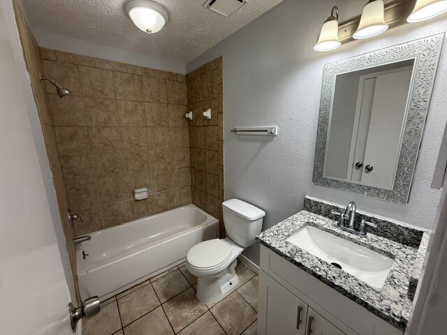 Building Photo - 10028 Ridgecoral Dr