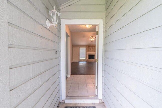 Photo - 6722 Loch Bruceray Dr