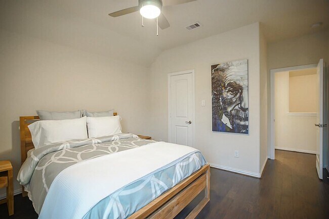 Building Photo - 63 Deer River Cir