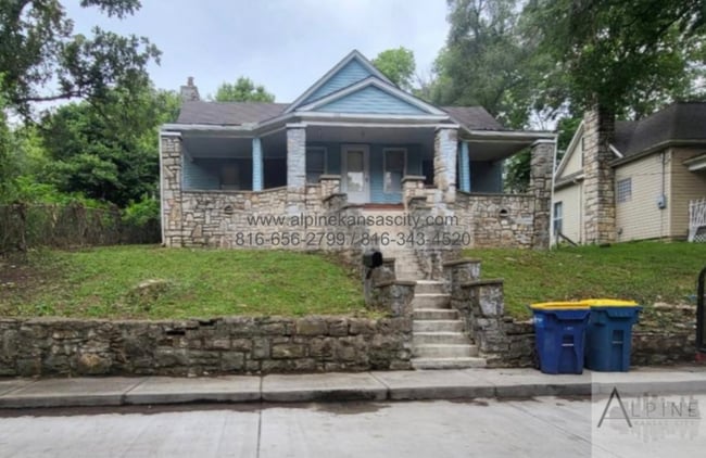Building Photo - Cute Home in Excelsior Springs
