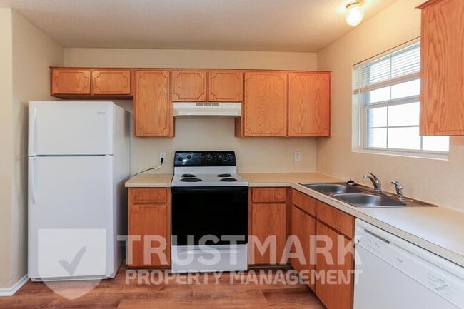 Photo - 4508 Sylvia Dr