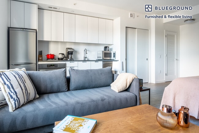 Photo - 8 10th St Unit FL7-ID398