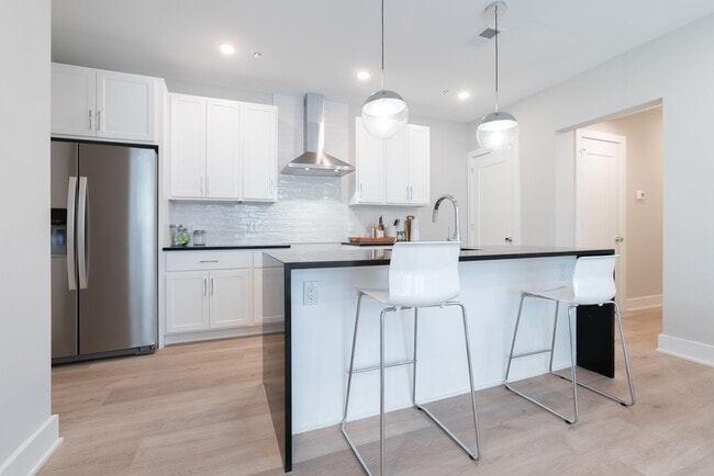 Building Photo - The Avenue (1513 Ridge Ave) Rental