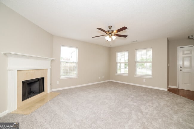 Photo - 515 Abercorn Ct