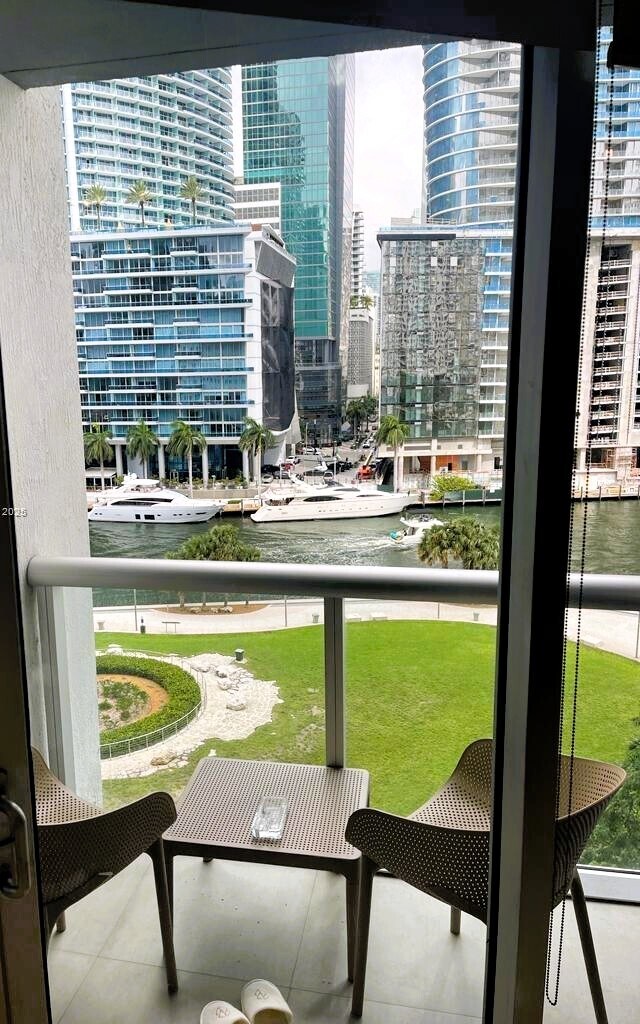 Photo - 475 Brickell Ave Unit 808
