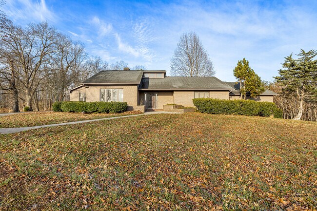 Photo - 274 Elkins Rd